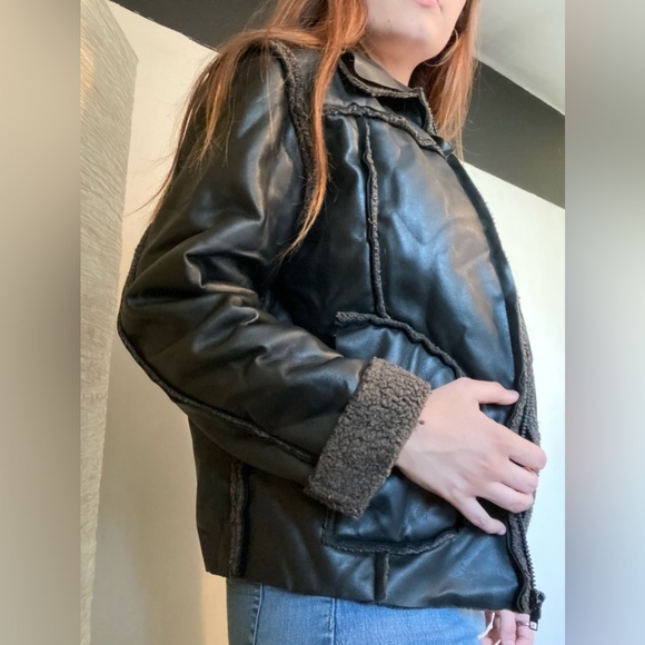 Jacket - Picture 3 of 9